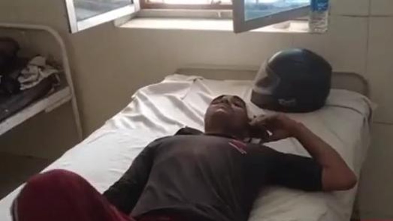 सीधी: मोटरसाइकिल अनियंत्रित होने के कारण चालक को आई गंभीर चोट