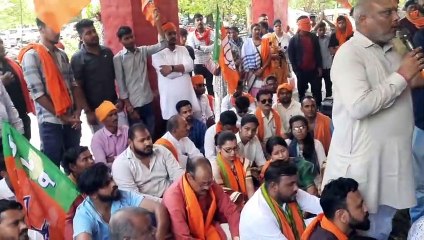 पीएससी घोटाले पर फूटी युवाओं की नाराजगी, प्रदेश सरकार पर लगाए भविष्य से खिलवाड़ के आरोप