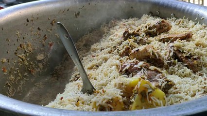 Famous Yakhni Pulao In Karachi | G Shabbir Pulao Karachi Pakistan