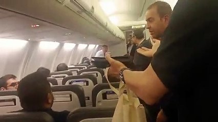 Bakan Nebati yolcularla yolcularla tartıştı: Seçimi AK Parti kazandı, hazmedin kardeşim!