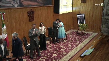 El mexicano David Toscana gana la V Bienal de Novela Mario Vargas Llosa