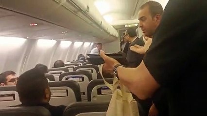 Nebati, uçakta yolcularla tartıştı: Ak Parti kazandı, hazmedin kardeşim