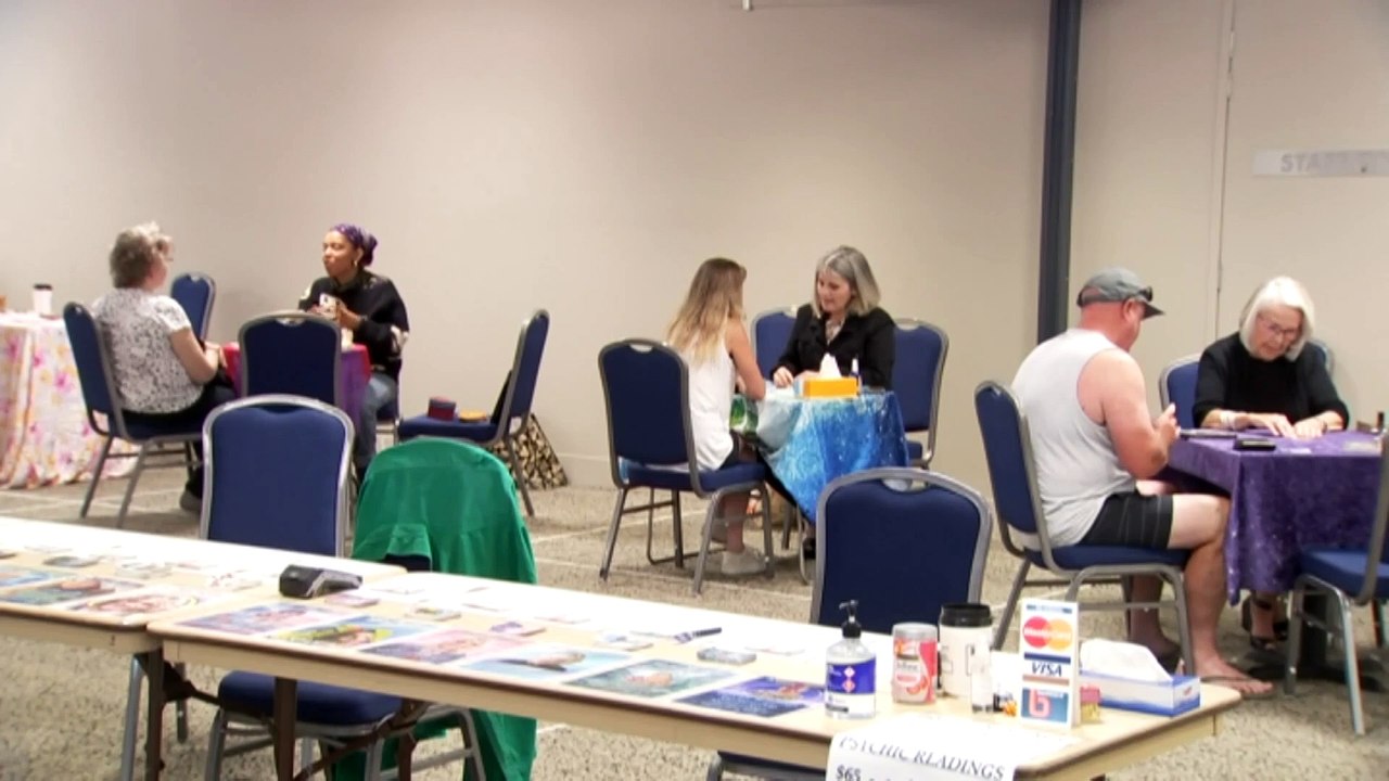 Age-old psychic scam costing Australians thousands of dollars