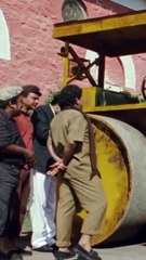 Hilarious Comedy Duo: Johnny Lever & Akshay Kumar in Unforgettable Scenes 😂