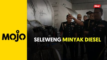 Lori Jenis 'prime mover' digunakan untuk mengisi minyak sebelum diseleweng