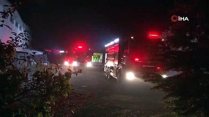 Kayseri’de mobilya fabrikasının deposu yandı