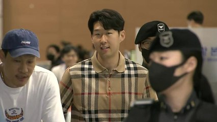 토트넘 손흥민, 프리미어리그 마치고 귀국 / YTN