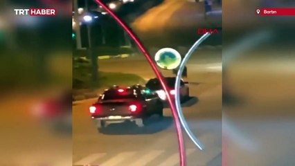 Bartın'da trafiğe çıktığı atıyla yere düştü