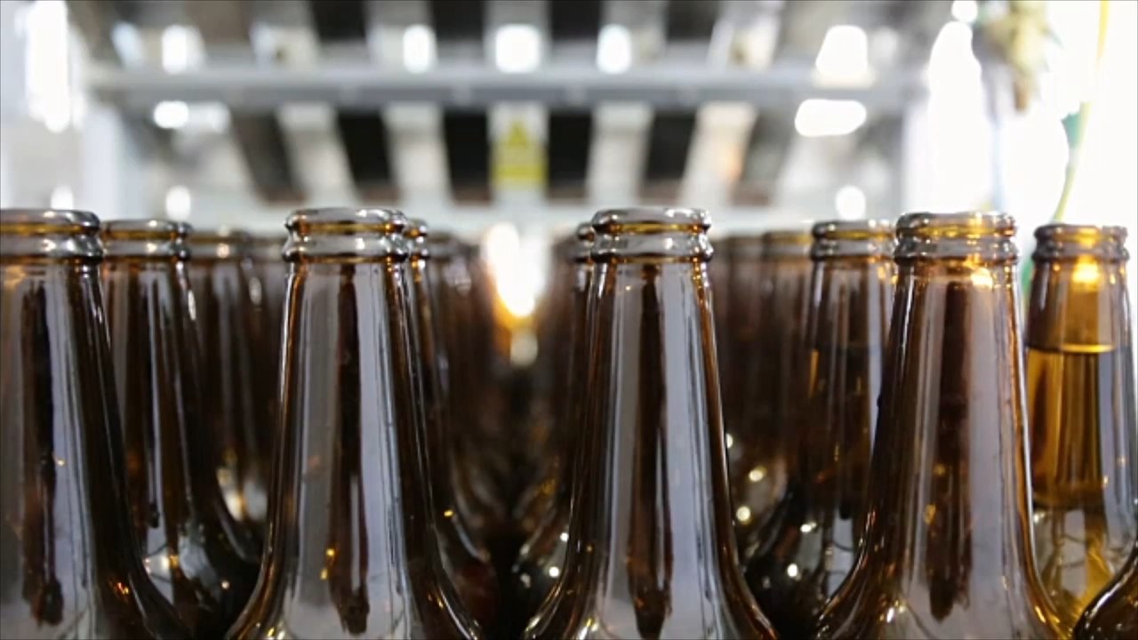 Neue EU-Regeln: Milliarden Bierflaschen vor dem Aus?