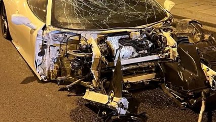 Ünal Turan ve şarkıcı Ceylan Koynat tünelde hız denemesi yaparken kaza yaptı