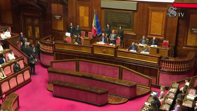 La Russa: Nessuno pensa di cambiare la prima parte della Carta