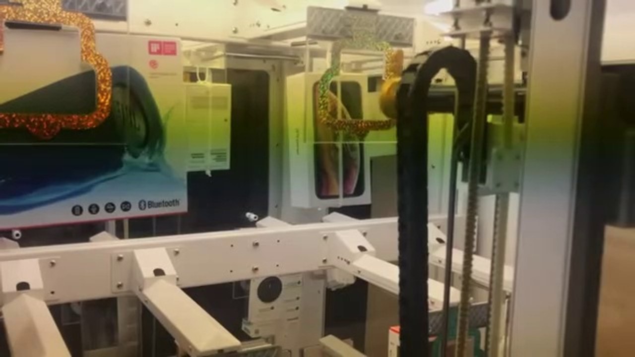 CRAZY LADY CRIES OUT AT ME FOR WINNING LATEST iPHONE!!! tries to buy it # Kreative MadiaViews