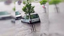 Tekirdağ Çorlu'da Sağanak Yağış Araçları Suya Gömdü