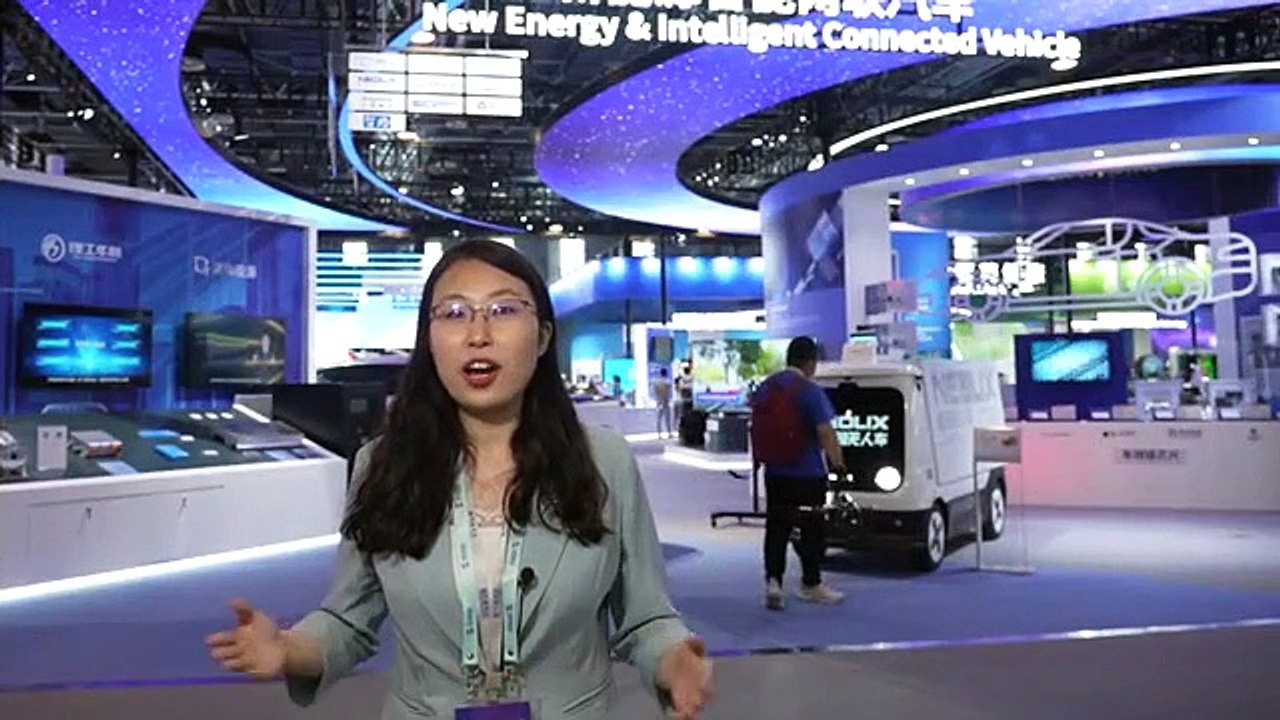 Nouveaux véhicules et technologies motorisés présentés au Forum de Zhongguancun 2023