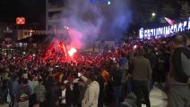 Erzurum'daki taraftarlar Galatasaray'ın şampiyonluğunu kutladı