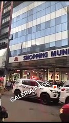 Assim esta na Rua 25 de Março. O bicho esta pegando