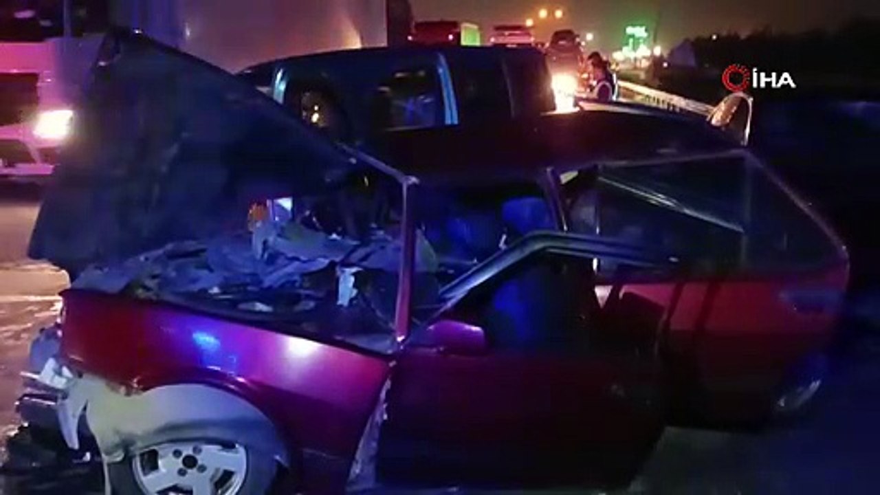 TEM’de 3 aracın karıştığı zincirleme kaza: 4 yaralı