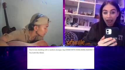singing to strangers on omegle | (they got mad at me, but in a good way)