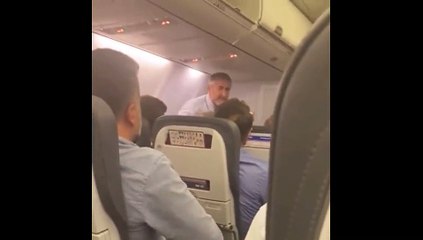 Nureddin Nebati'nin yolcularla tartışmasından yeni görüntüler ortaya çıktı: 'Her zaman uçağa en son bakan biner'