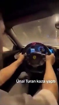 Ünal Turan ve şarkıcı Ceylan Koynat tünelde hız denemesi yaparken kaza yaptı