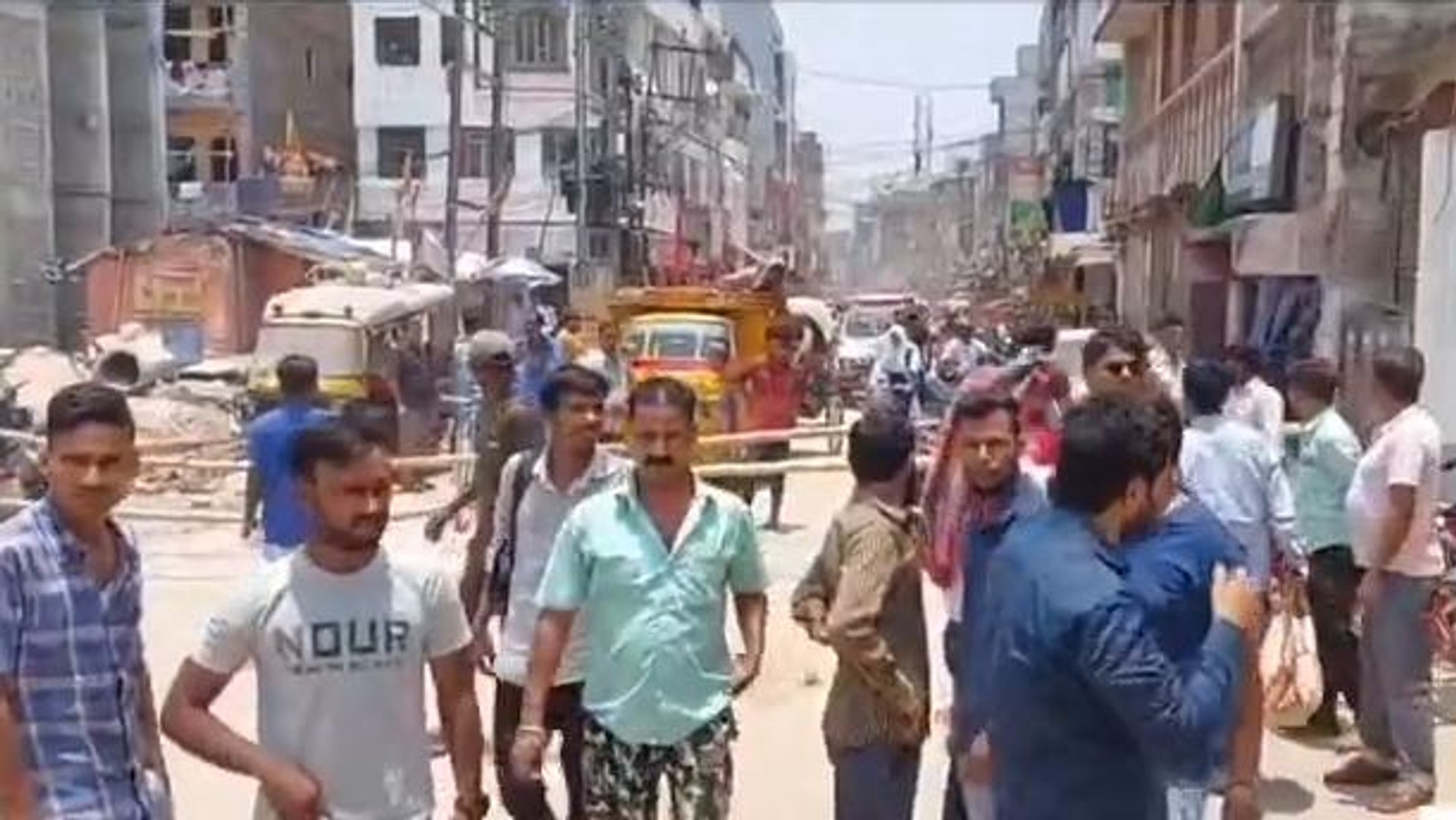 मुजफ्फरपुर: स्मार्ट प्रीपेड मीटर के खिलाफ लोगों का फूटा गुस्सा, सड़क जाम कर  किया हंगामा - video Dailymotion