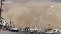 Suudi Arabistan'da kum fırtınası hayatı durma noktasına getirdi