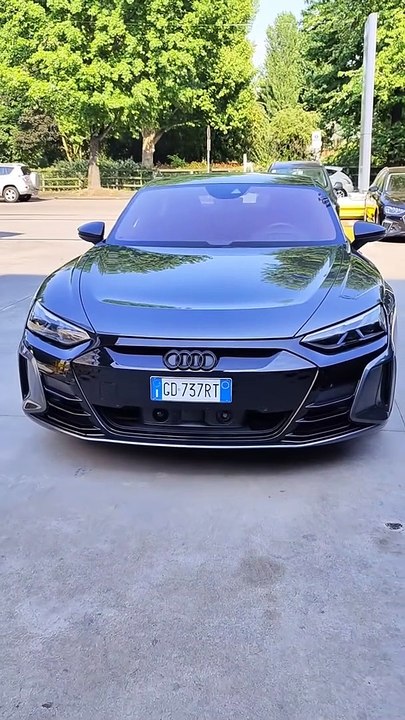 Audi GT RS e-tron: La supersportiva elettrica che ti lascerà senza fiato! ⚡️ #AudiGT #Supercar