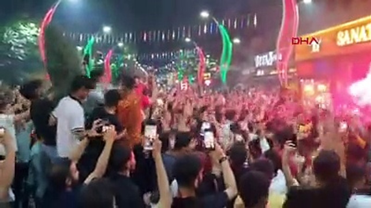 SPOR Doğu ve Güneydoğu'da Galatasaray'ın şampiyonluğu kutlandı (1)