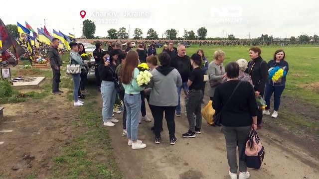 Un membro del battaglione Azov è stato sepolto in un cimitero di Kharkiv