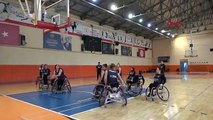 Une équipe nationale féminine de basketball en fauteuil roulant jouera un match amical contre l'Iran