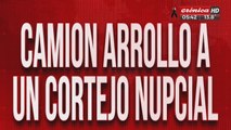 Camión a toda velocidad atropelló a cortejo nupcial