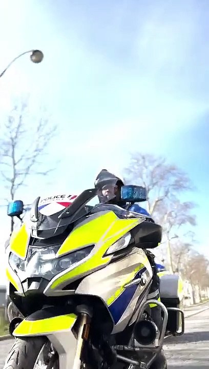 La préfecture de police de Paris a fait son entrée sur le réseau social TikTok: "Notre démarche consiste à parler aux jeunes là où ils se trouvent" - Regardez