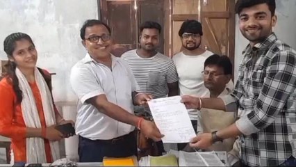 सिवान: इस कॉलेज में कुव्यवस्था को लेकर छात्रों ने प्राचार्य को सौंपा ज्ञापन, देखें रिपोर्ट