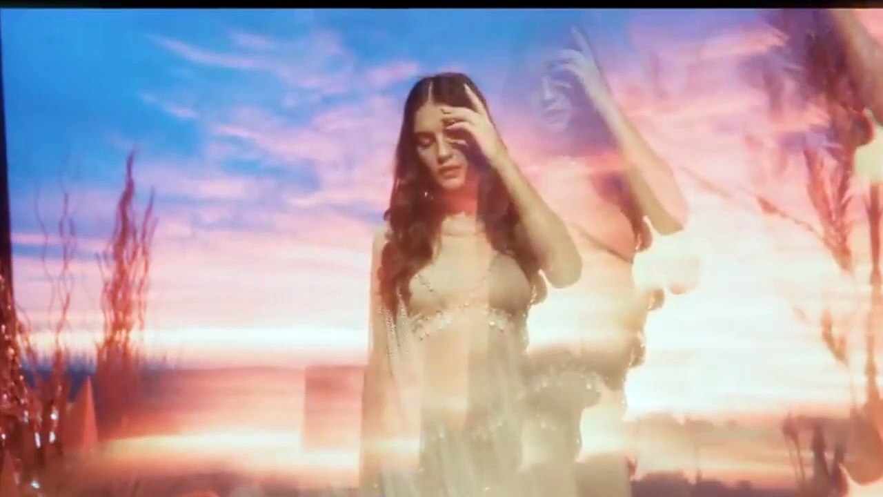 Hai kaisi kaisi(video)Jubin Nautyial-Rocky Khanna-Crevixa-Sumrya-Bhushan Kumar.: