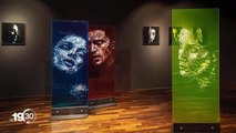 Cet artiste fait des tableaux en brisant du verre