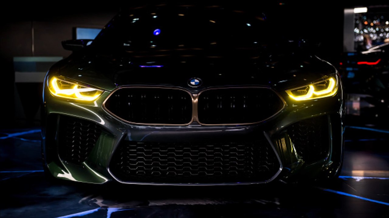 18-Jähriger flieht mit 280 km/h vor Polizei