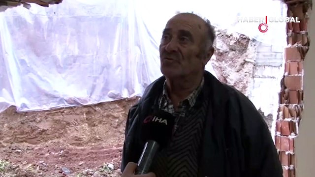 Ankara’da sağanak yağış! Yıkılan istinat duvarı yaşlı çiftin evini yerle bir etti