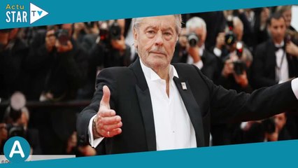 “Alain Delon n’aime pas…” : Jane Fonda dévoile un secret sur l’acteur français