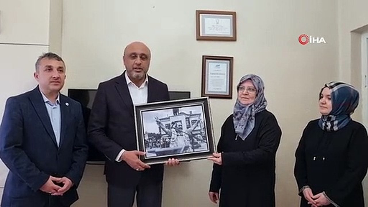 Visite de Kütahya IHH à l'épouse du vétéran du Mavi Marmara