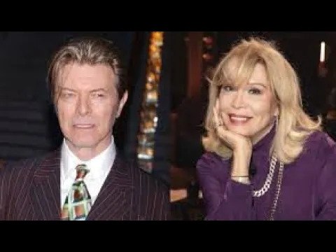 Amanda Lear est revenue sur sa relation avec David Bowie