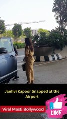 Janhvi Kapoor Snapped at the Airport