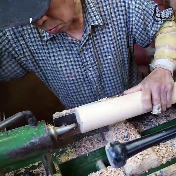 That's amazing! The process of making a baseball bat. Korean baseball bat master. - shorts