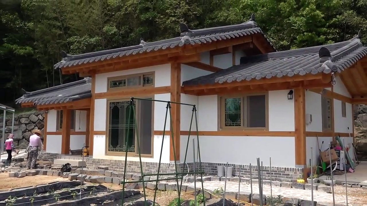 Process of Making Beautiful Korean-Style House. Skilled Korean Carpenter