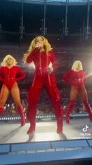 Beyonce gives shades back to a fan who had them taken by security