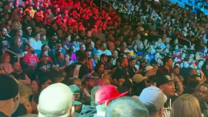 Solo Sikoa vs Kevin Owens inside WarGames!!