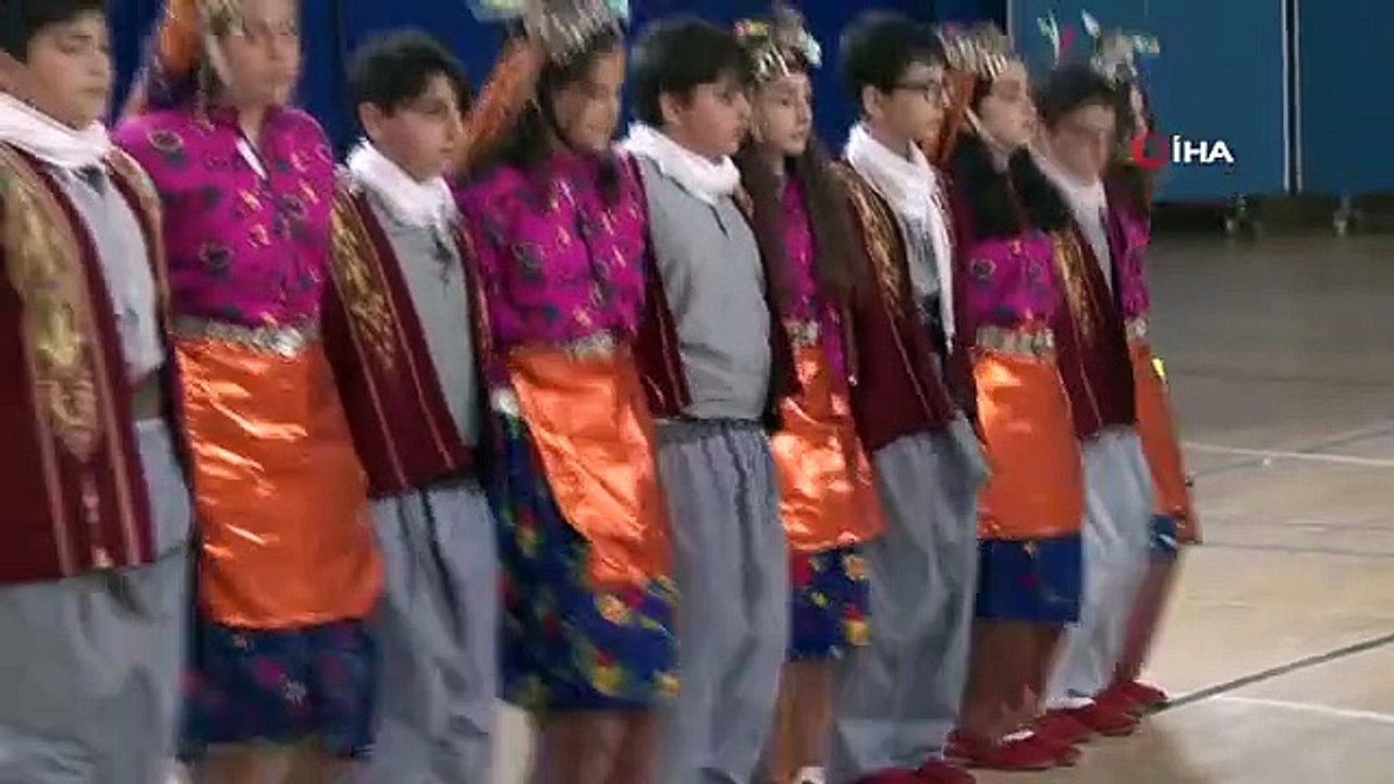 Les récompenses ont trouvé leurs propriétaires dans les danses folkloriques traditionnelles de la municipalité d'Ümraniye