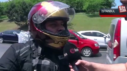 Üstgeçitte boru patladı, sürücüler araçlarını yıkadı