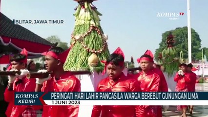Pawai Gunungan Lima Meriahkan Hari Lahir Pancasila di Kota Blitar