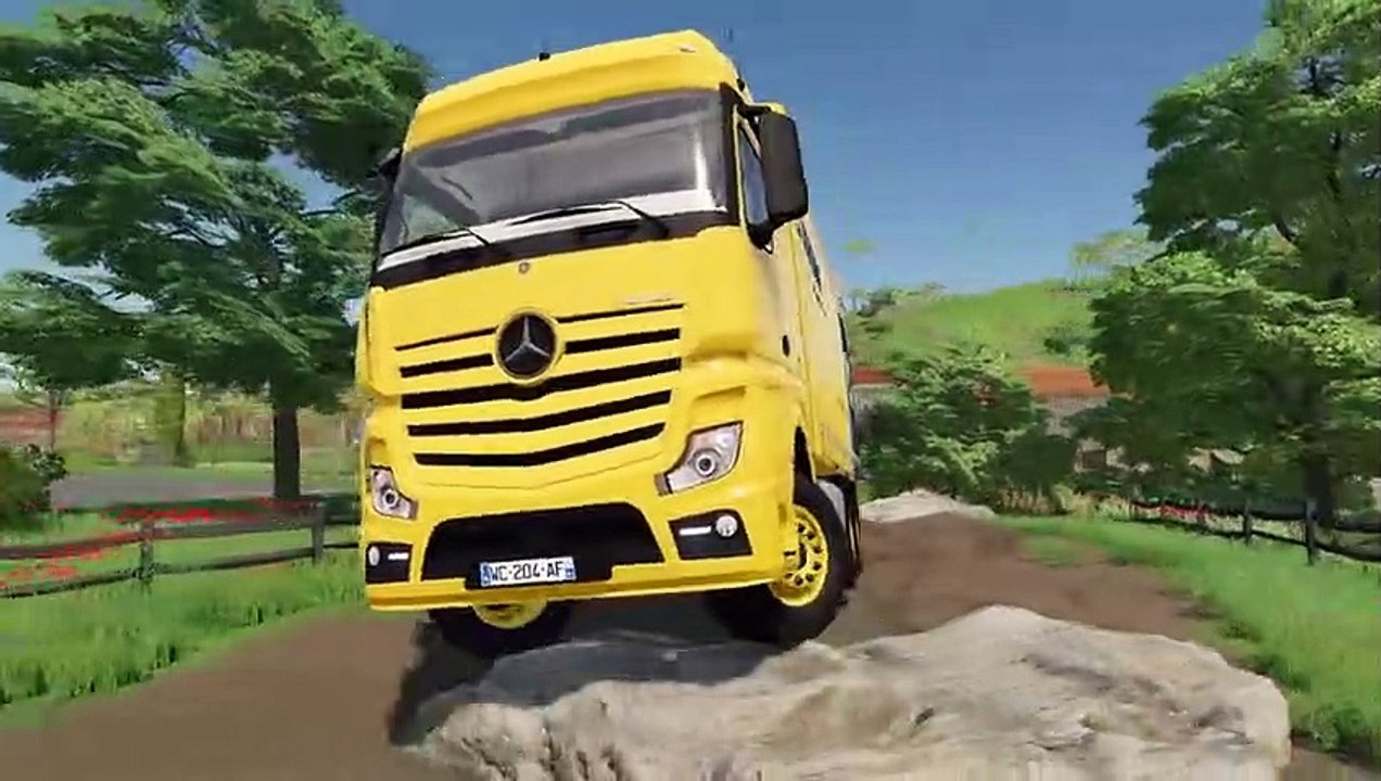 Farming Simulator 22 113 - COLORED MERCEDES-BENZ vs IVECO TRUCK DEATH RUN