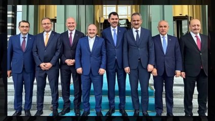 Bakan Varank'tan "Gerçekten boyu kısaymış" yorumuna esprili yanıt